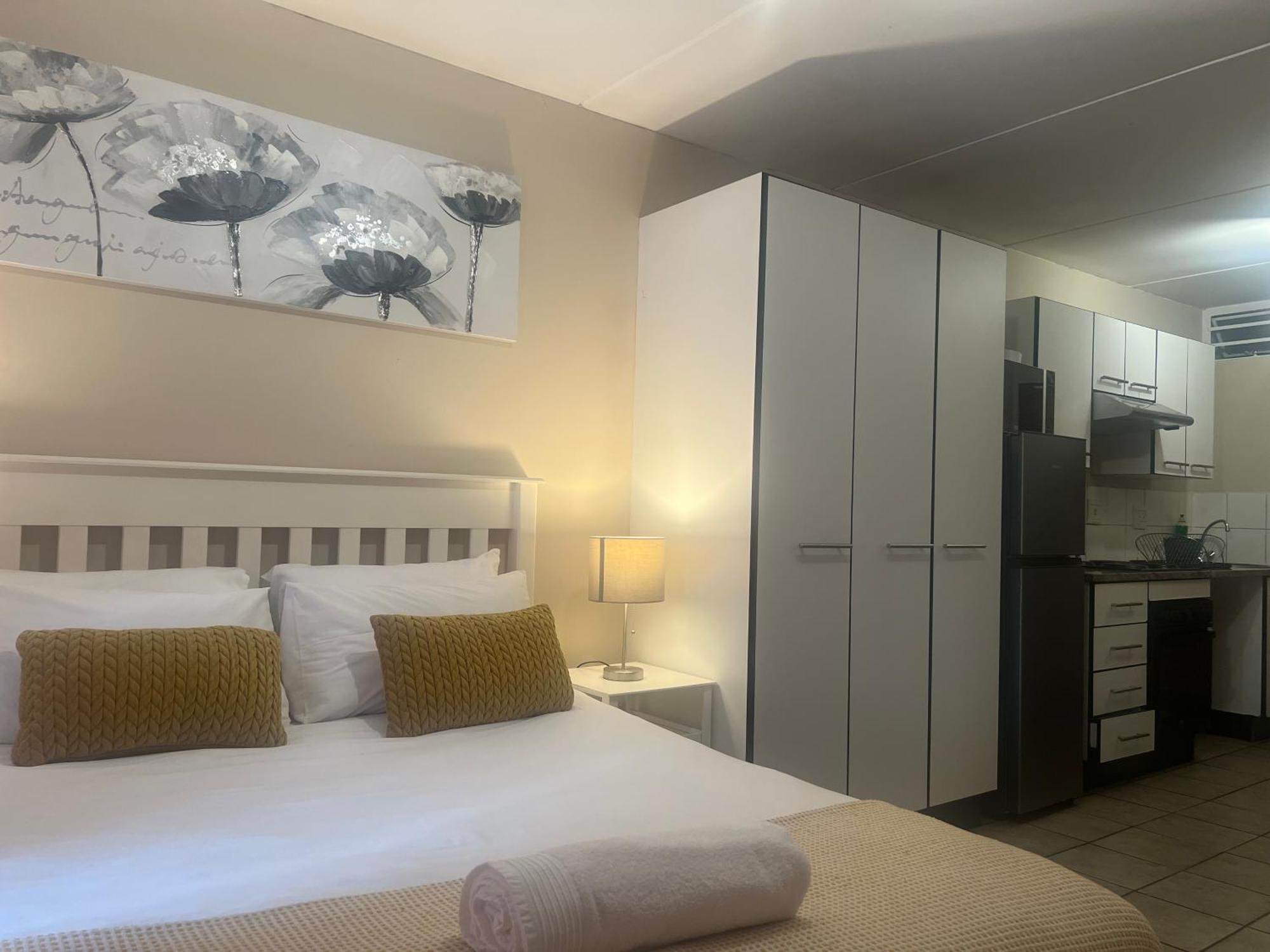 Smart And Cozy Studio With Netflix And Showmax 프레토리아 외부 사진